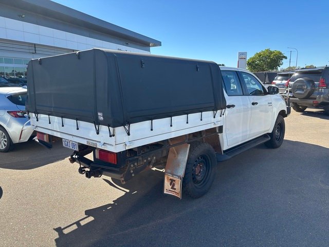 2019 Toyota Hilux HILUX 4X4 2.8L DSL D/C/C 6AT SR 1Y46310 004 Glacier White