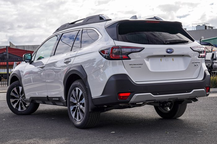 2025 Subaru Outback AWD Touring XT