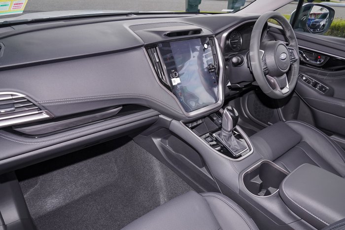 2025 Subaru Outback AWD Touring XT