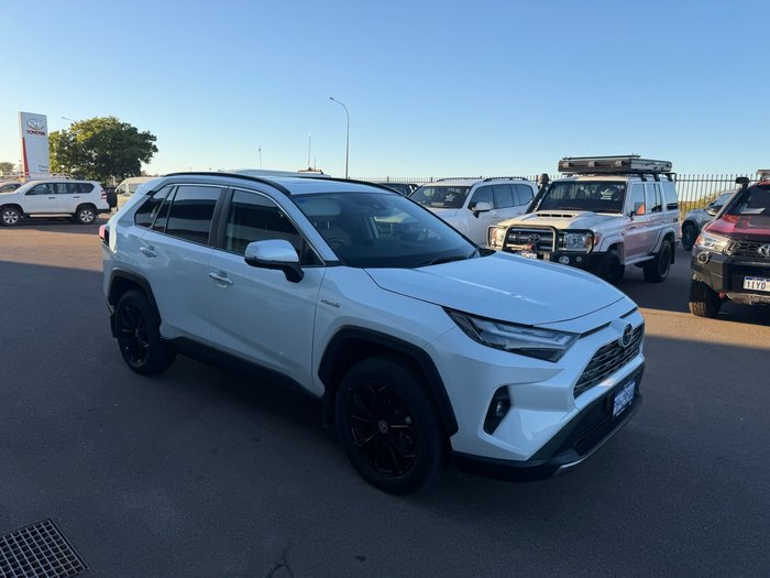 2024 Toyota Rav4 Hybrid Cruiser AWD White