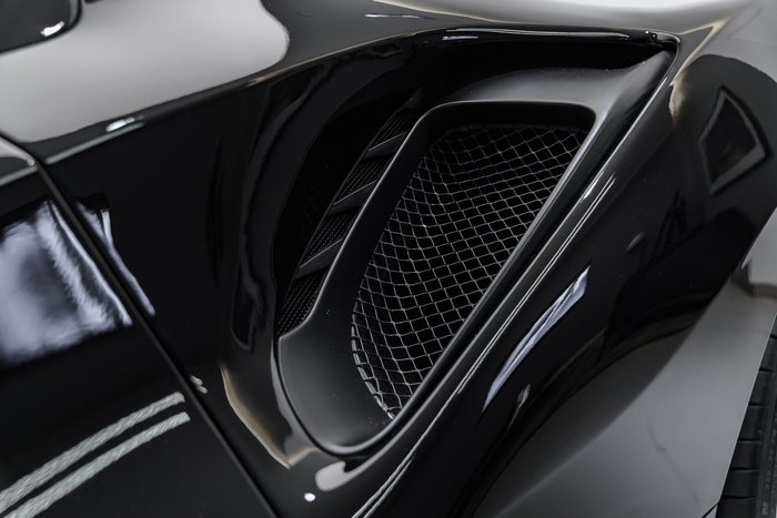 2019 Ferrari 488 Pista Spider F142 BLACK