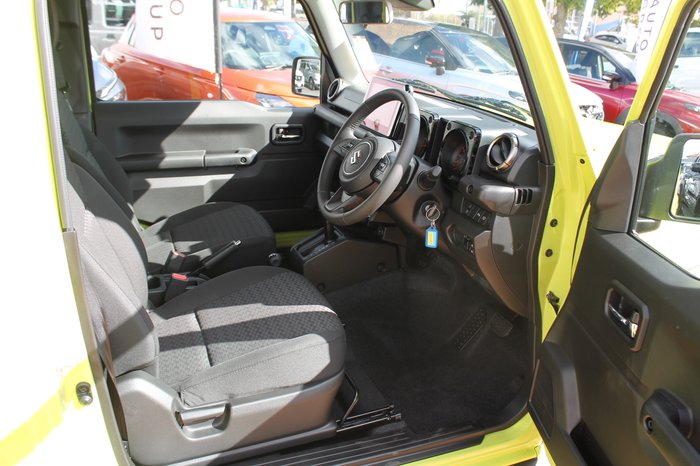 2025 Suzuki Jimny GLX
