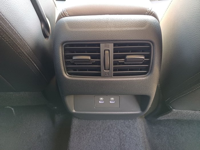 2025 NISSAN QASHQAI TI