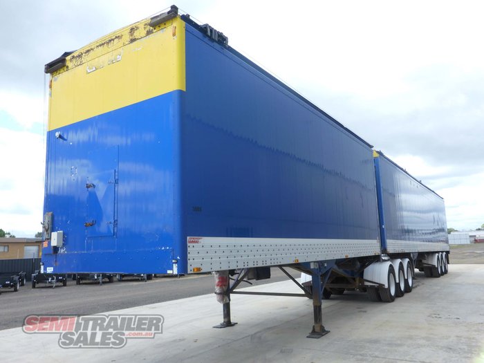 2008 Barker Chip Bin B Double Set Platform Tippers