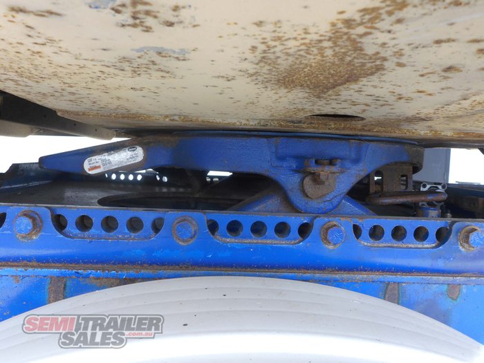 2008 Barker Chip Bin B Double Set Platform Tippers