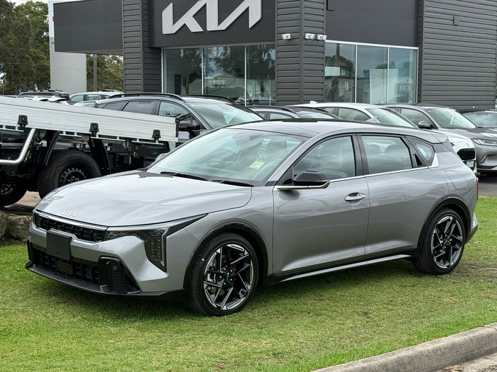 2025 Kia K4 GT-Line