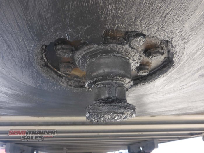 2005 Maxitrans 22 Pallet Bogie Refrigerated Pantech