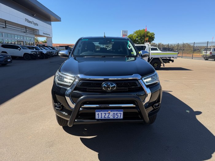 2020 Toyota Hilux SR5