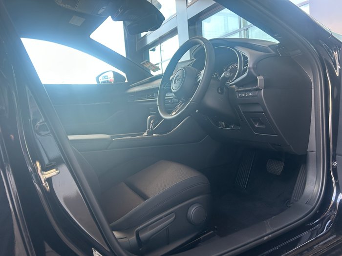 2025 Mazda 3 G20 Pure