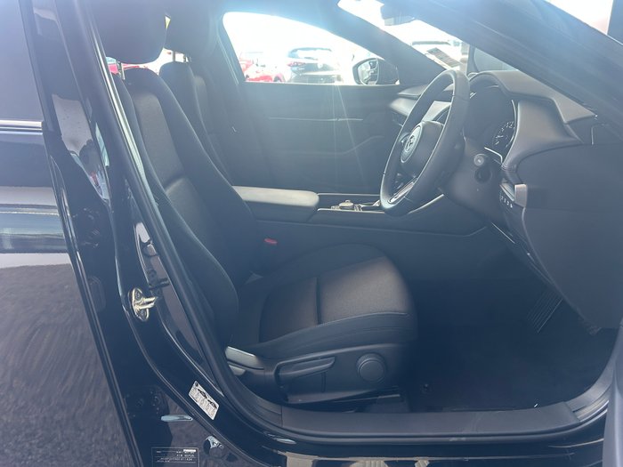 2025 Mazda 3 G20 Pure