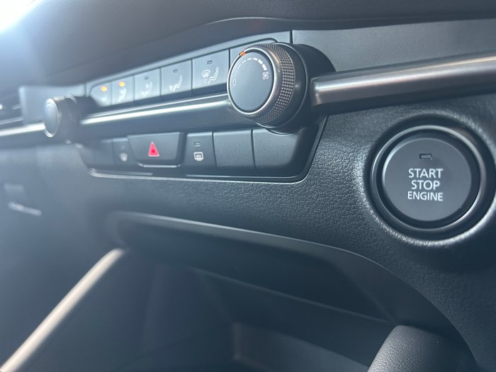 2025 Mazda 3 G20 Pure