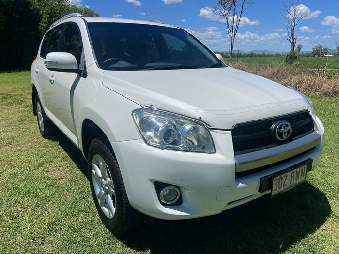 2011 TOYOTA RAV4 CV