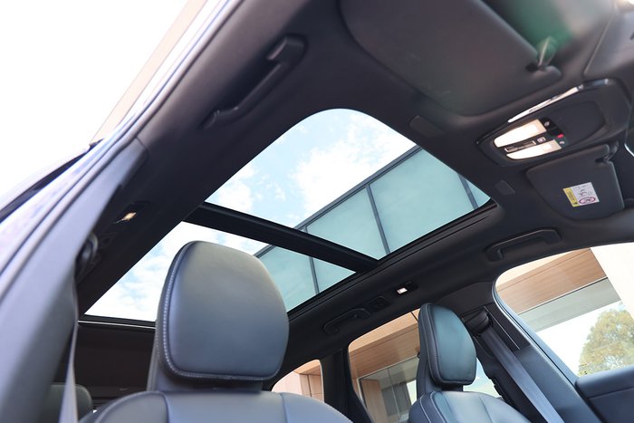 2024 Volvo XC60 Recharge T8 Black Edition Plug-In Hybrid