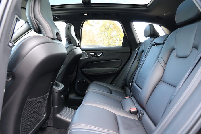 2024 Volvo XC60 Recharge T8 Black Edition Plug-In Hybrid