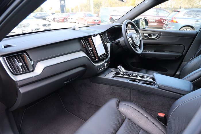 2024 Volvo XC60 Recharge T8 Black Edition Plug-In Hybrid
