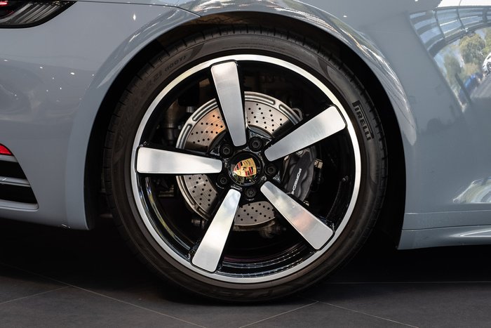 2024 Porsche 911 Targa 4