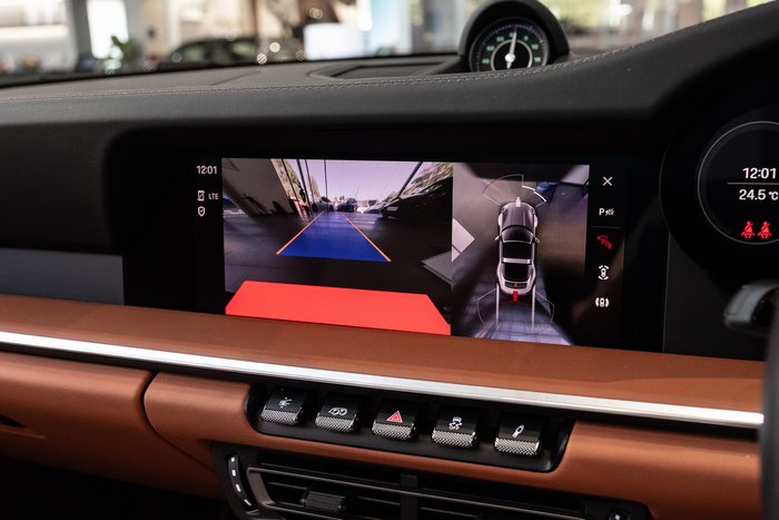 2024 Porsche 911 Targa 4