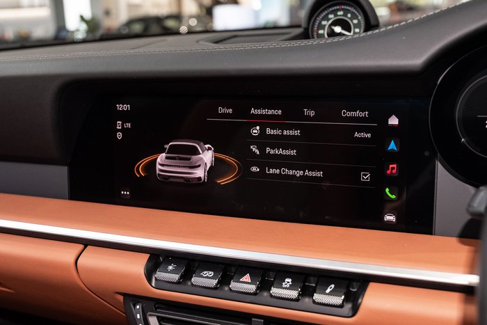 2024 Porsche 911 Targa 4