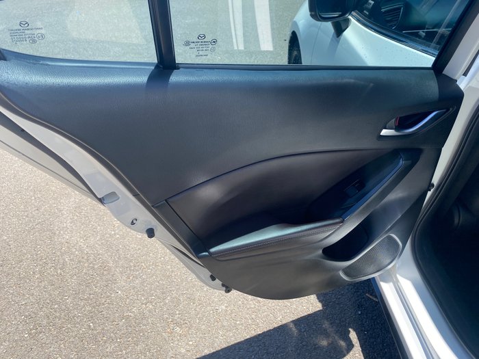 2016 MAZDA MAZDA3 SP25 ASTINA