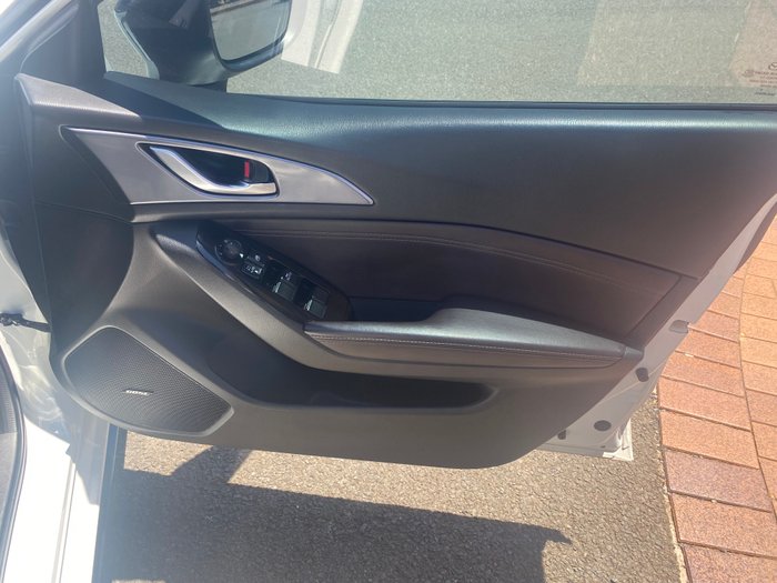 2016 MAZDA MAZDA3 SP25 ASTINA