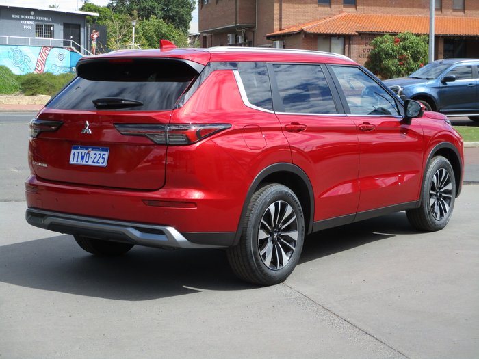 2025 Mitsubishi Outlander LS ZM MY25 Red