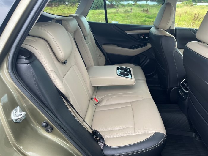 2022 SUBARU OUTBACK TOURING