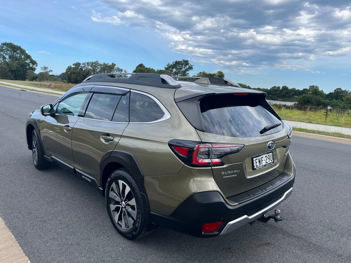 2022 SUBARU OUTBACK TOURING