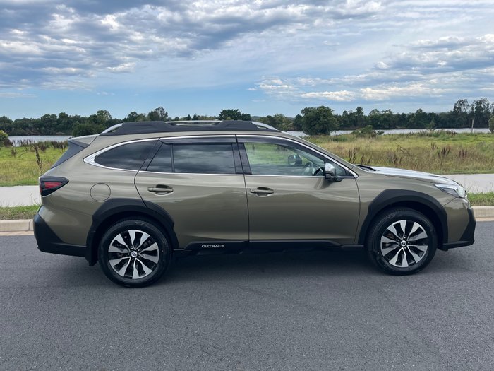 2022 SUBARU OUTBACK TOURING