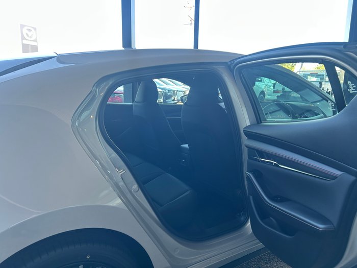 2026 Mazda 3 G25 Evolve SP