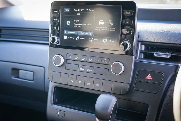 2025 Hyundai STARIA 