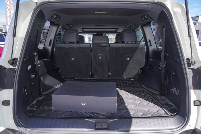 2022 Toyota Landcruiser VX