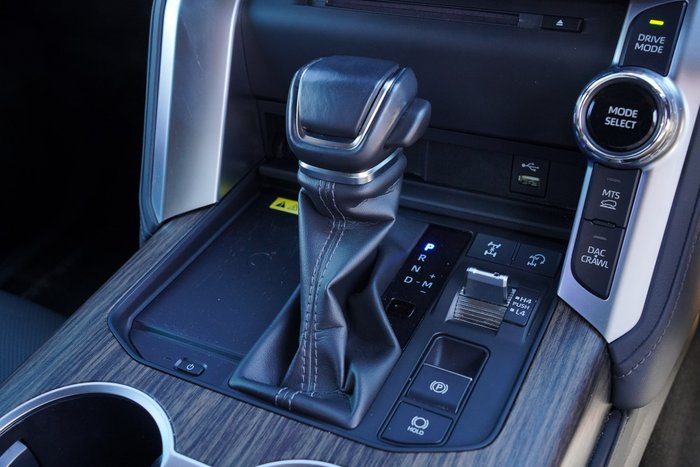 2022 Toyota Landcruiser VX