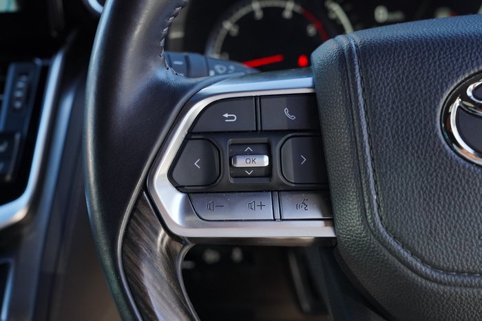 2022 Toyota Landcruiser VX