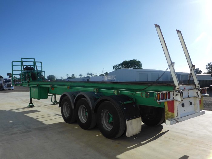 1983 Krueger Skid Off Flat Top Trailer