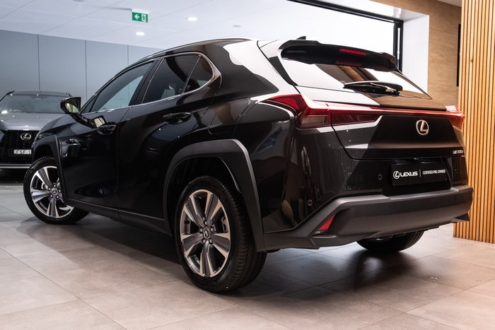 2024 Lexus UX300E Sports Luxury 71.4 kWh Li-ion batt Automatic SUV
