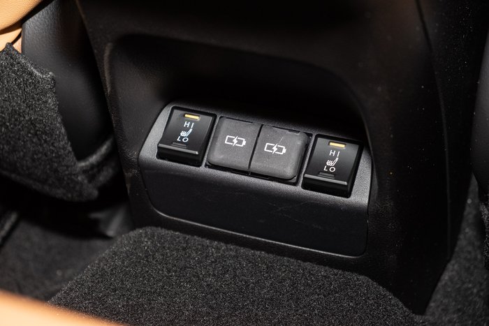 2024 Lexus UX300E Sports Luxury 71.4 kWh Li-ion batt Automatic SUV