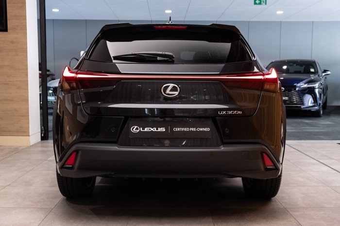 2024 Lexus UX300E Sports Luxury 71.4 kWh Li-ion batt Automatic SUV