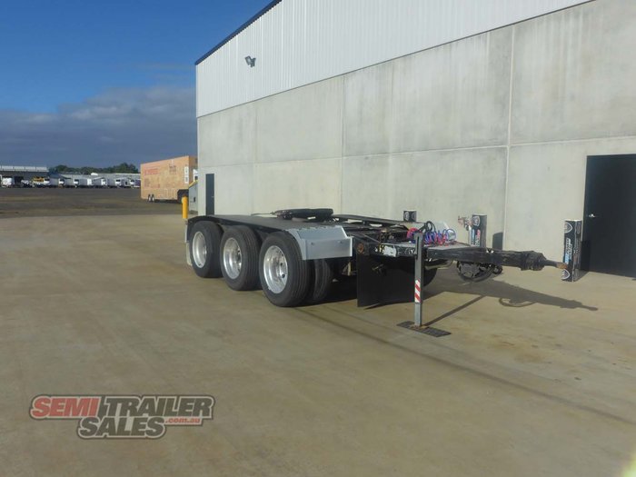 2017 PG & A Design Tri Axle Dolly