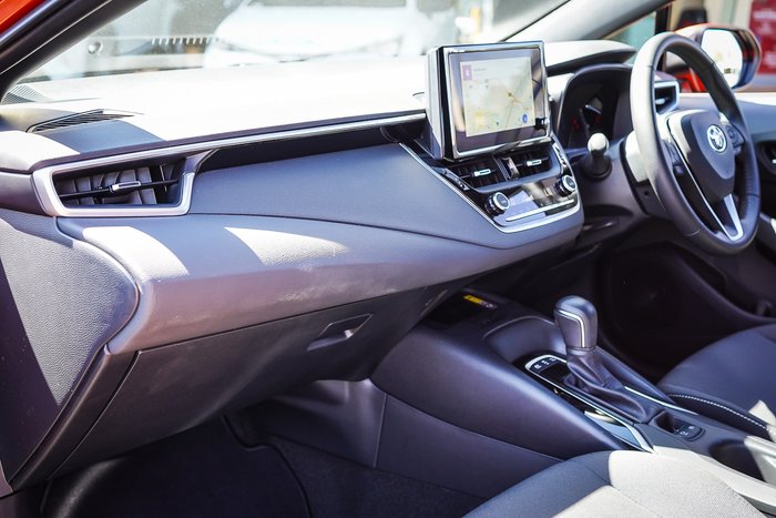 2025 Toyota COROLLA SX