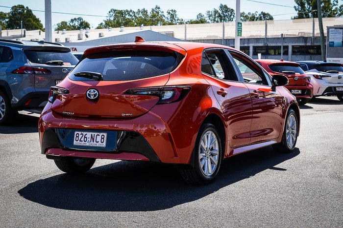 2025 Toyota COROLLA SX
