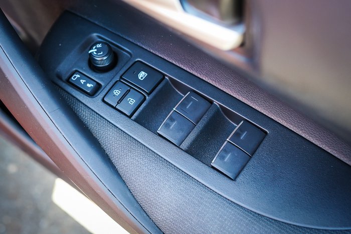 2025 Toyota COROLLA SX