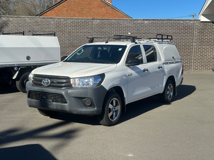 2019 TOYOTA HILUX WORKMATE TGN121R MY19 WHITE