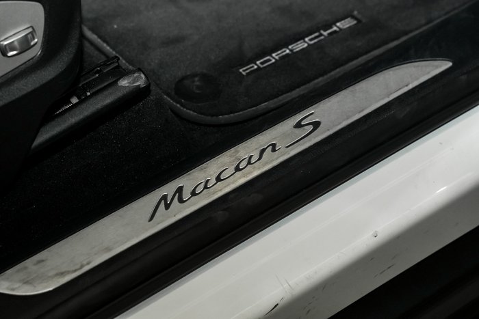 2016 Porsche Macan S