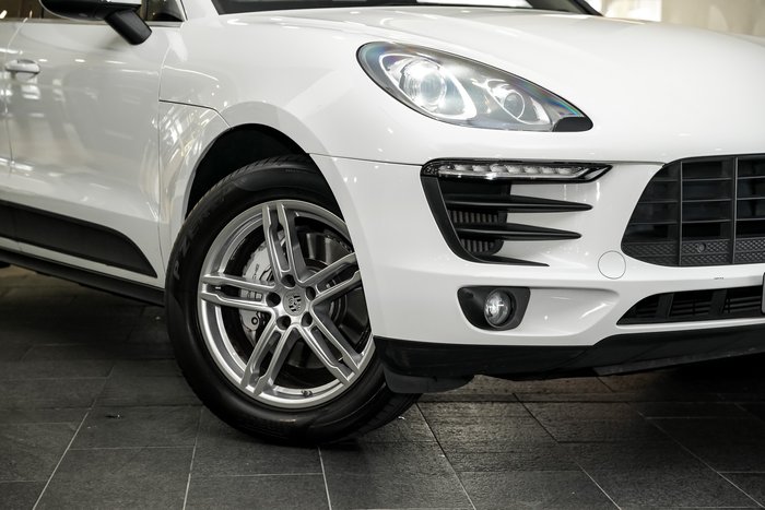 2016 Porsche Macan S