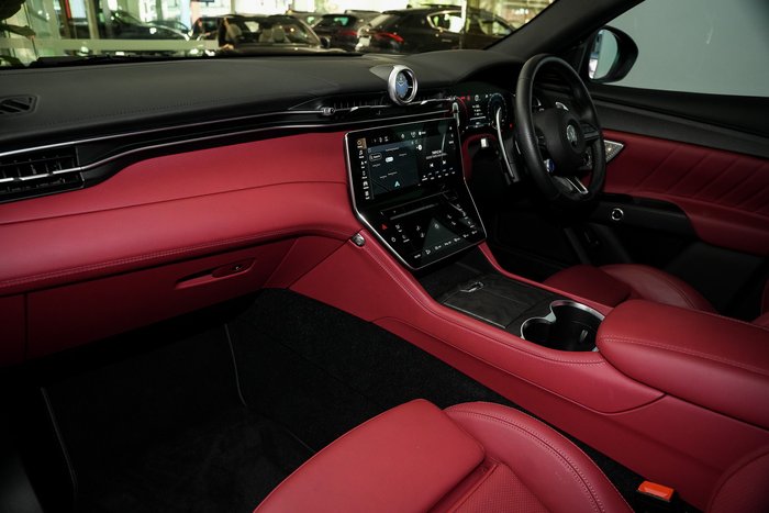 2025 Maserati Grecale Modena