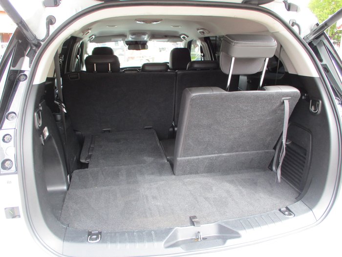 2023 Isuzu MU-X LS-T MY23 White