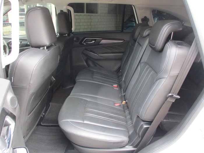 2023 Isuzu MU-X LS-T MY23 White