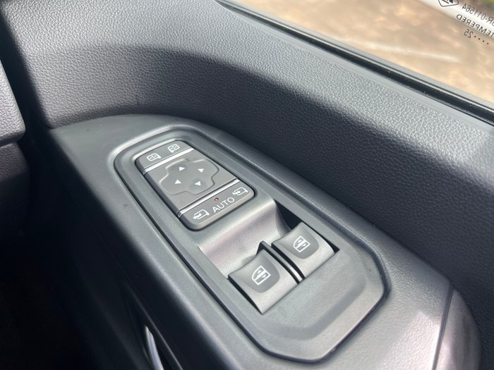 2026 Renault Trafic MY26 SWB Premium