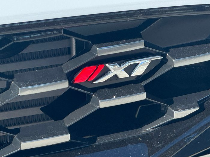 2025 Isuzu MU-X X-TERRAIN