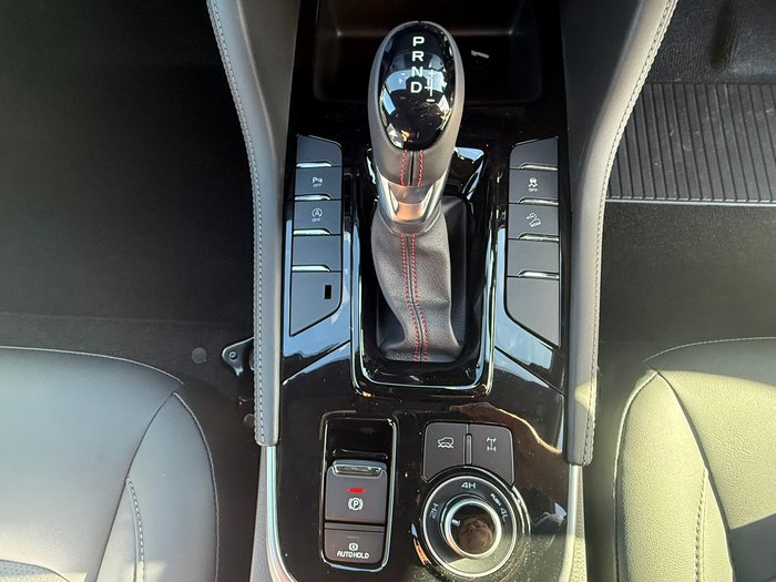 2025 Isuzu MU-X X-TERRAIN